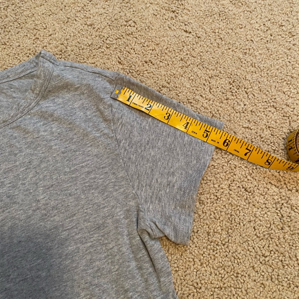 Women’s Size S Old Navy Everywear Tee Grey - Picture 3 of 8